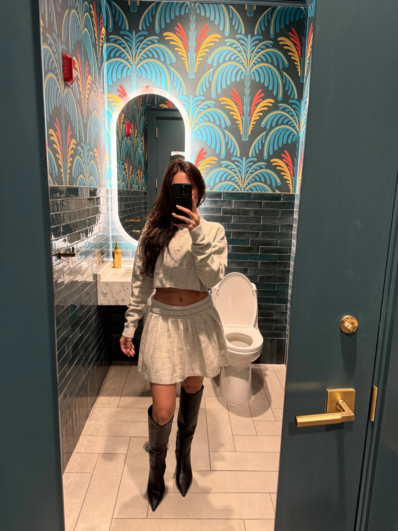 Meshki dinner outfit 

#LTKHoliday #LTKGiftGuide #LTKootd