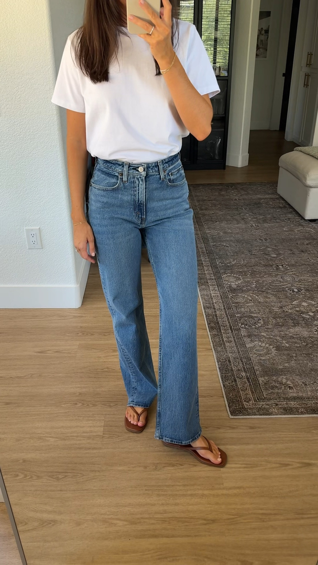 #abercrombiepartner 🚨 30-50% off all jeans at @abercrombie, 20% Off Almost Everything Else, plus you get an EXTRA 15% off with code DENIMAF which stacks on top of the sale! This is HUGE! 

I am 5’7” and I wear size 25 in Abercrombie jeans. This is my true size and my waist measures 25” around my navel. I also order all of my AF denim in their “Curve Love” style which keeps the waist measurement the same while adding an extra 2 inches in the hip & thighs. I wear XS in everything else at Abercrombie!

*Offer valid in stores and online August 6, 2025 to August 11, 2025 in US/CA. Excludes clearance. Exclusions apply as indicated. Online price reflects discount. *Use code DENIMAF at checkout August 6, 2025 to August 11, 2025 in US/CA. Exclusions apply. See details online.
