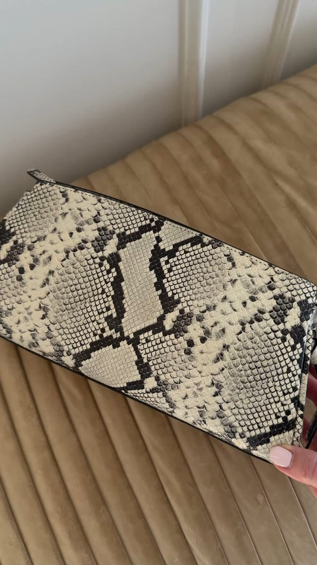 love a statement print for spring
@Saks Fifth Avenue #saks #sakspartner 

#LTKOver40