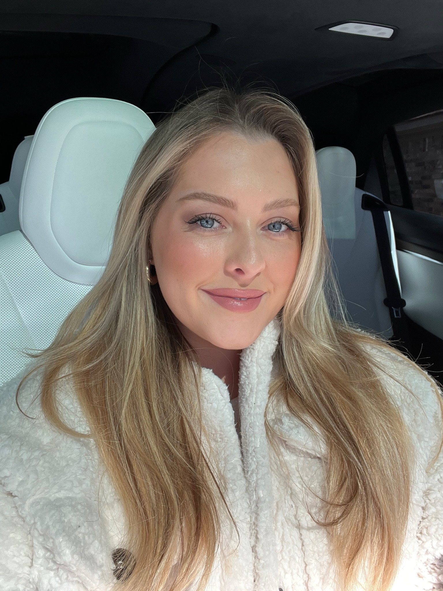 Makeup details! 

Foundation: 20N
Blush: Peachgasm
Lipstick: Cherish
Lip Liner: Whirl

#LTKsalealert #LTKbeauty #LTKunder50