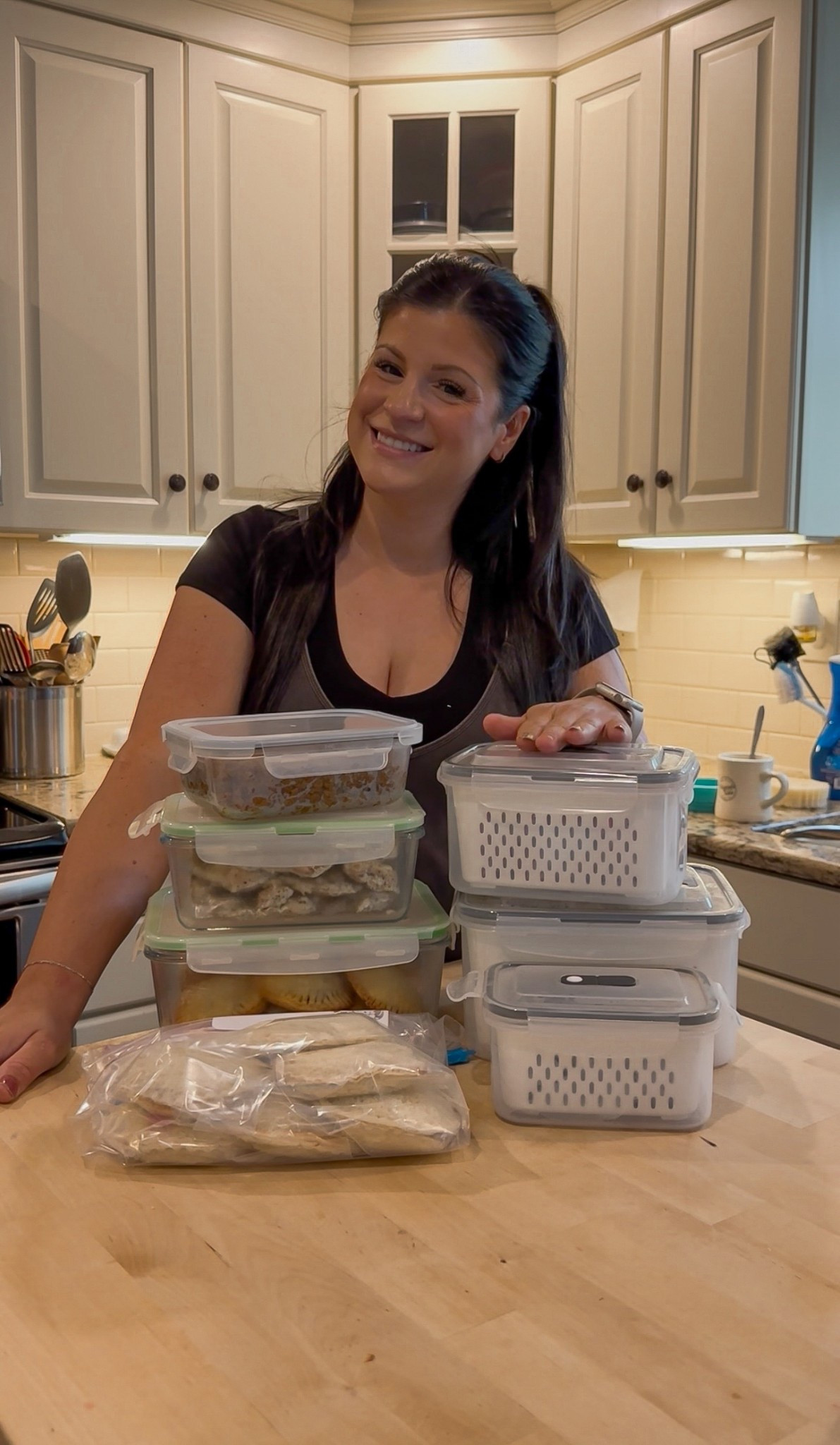 Everything I made this week to make my life a little but easier as a mom! These are my go to fruit and glass containers! 