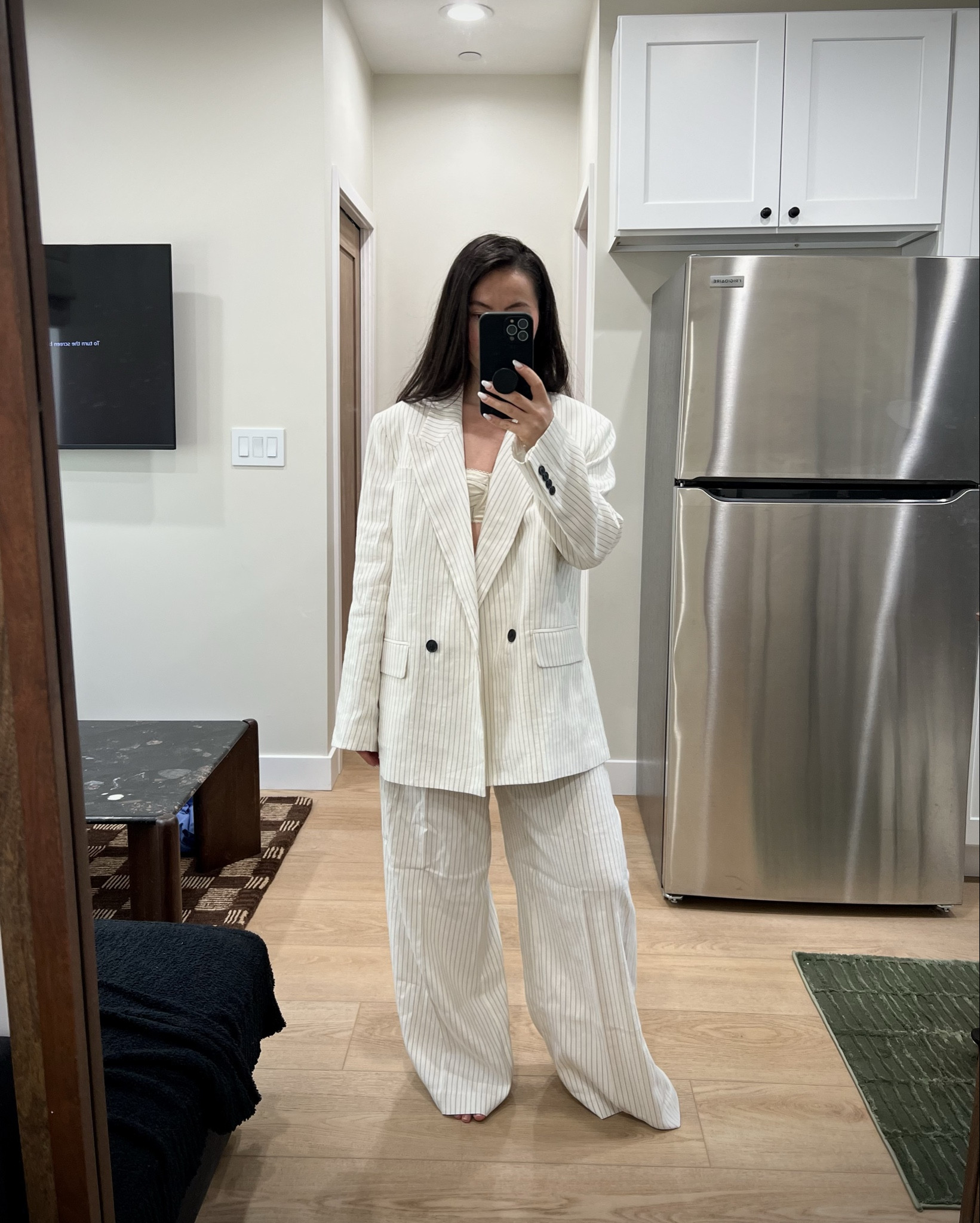 Madewell - one of my favorite places to shop good quality pieces for an affordable and fair price.

* wearing size 14 blazer, size 2 pants & 29 jeans || blazer and pants are a mixture of linen and cotton and jeans 100% cottonn

#LTKxMadewell #LTKStyleTip