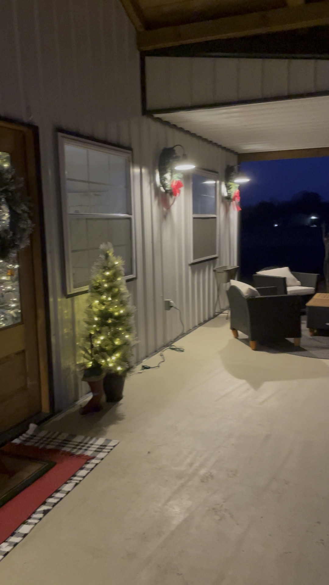 🎄❤️ Welcome to my favorite place…my front porch! I hope you love it as much as I do! 

#LTKHome #LTKHoliday #LTKSeasonal