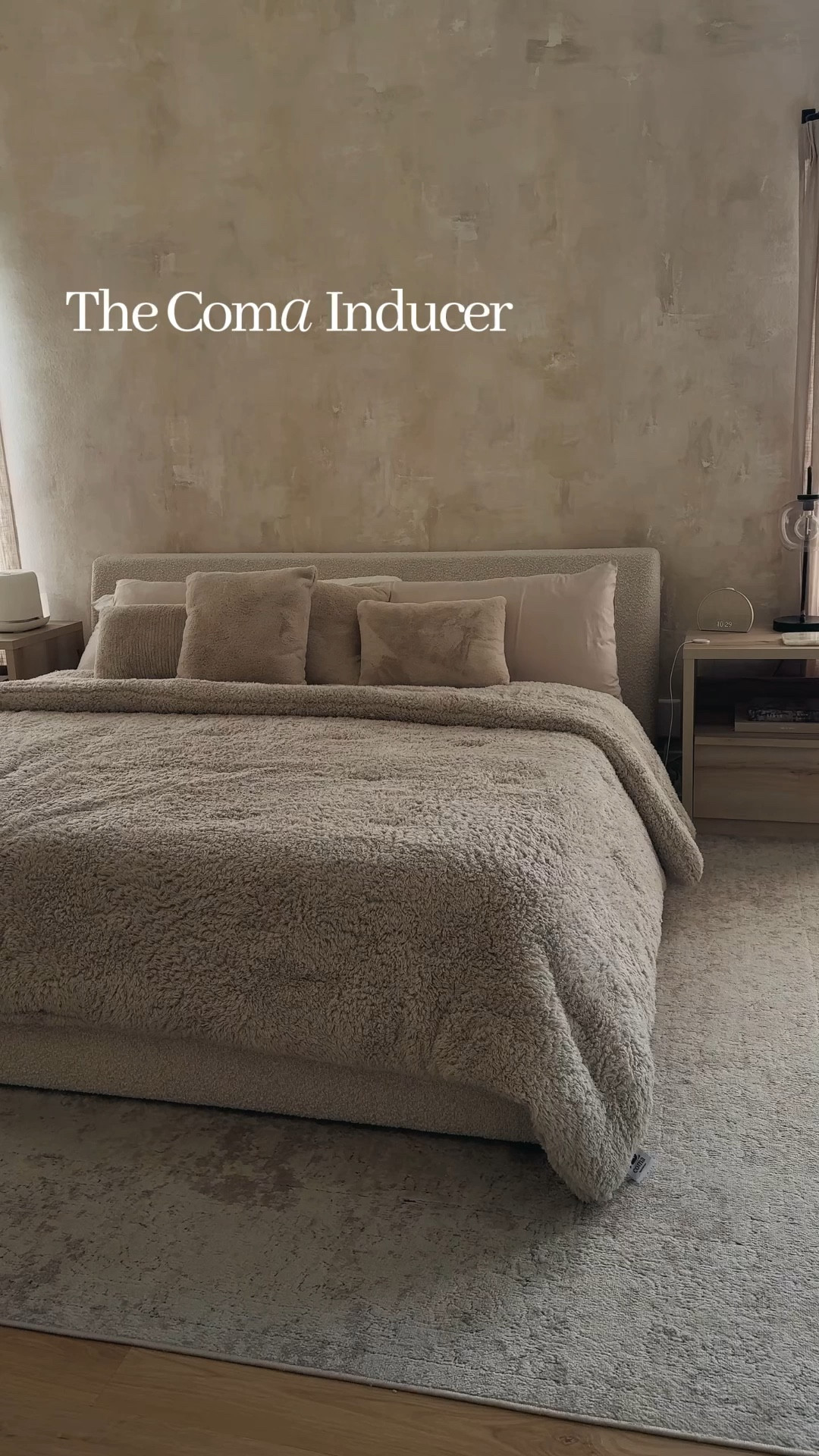 The comforter you NEED during the colder months. It has been a life saver over here! ☁️

Coma inducer • bedding • cozy home • bedroom • interior • bedroom decor 

#LTKSeasonal #LTKHome #LTKHoliday