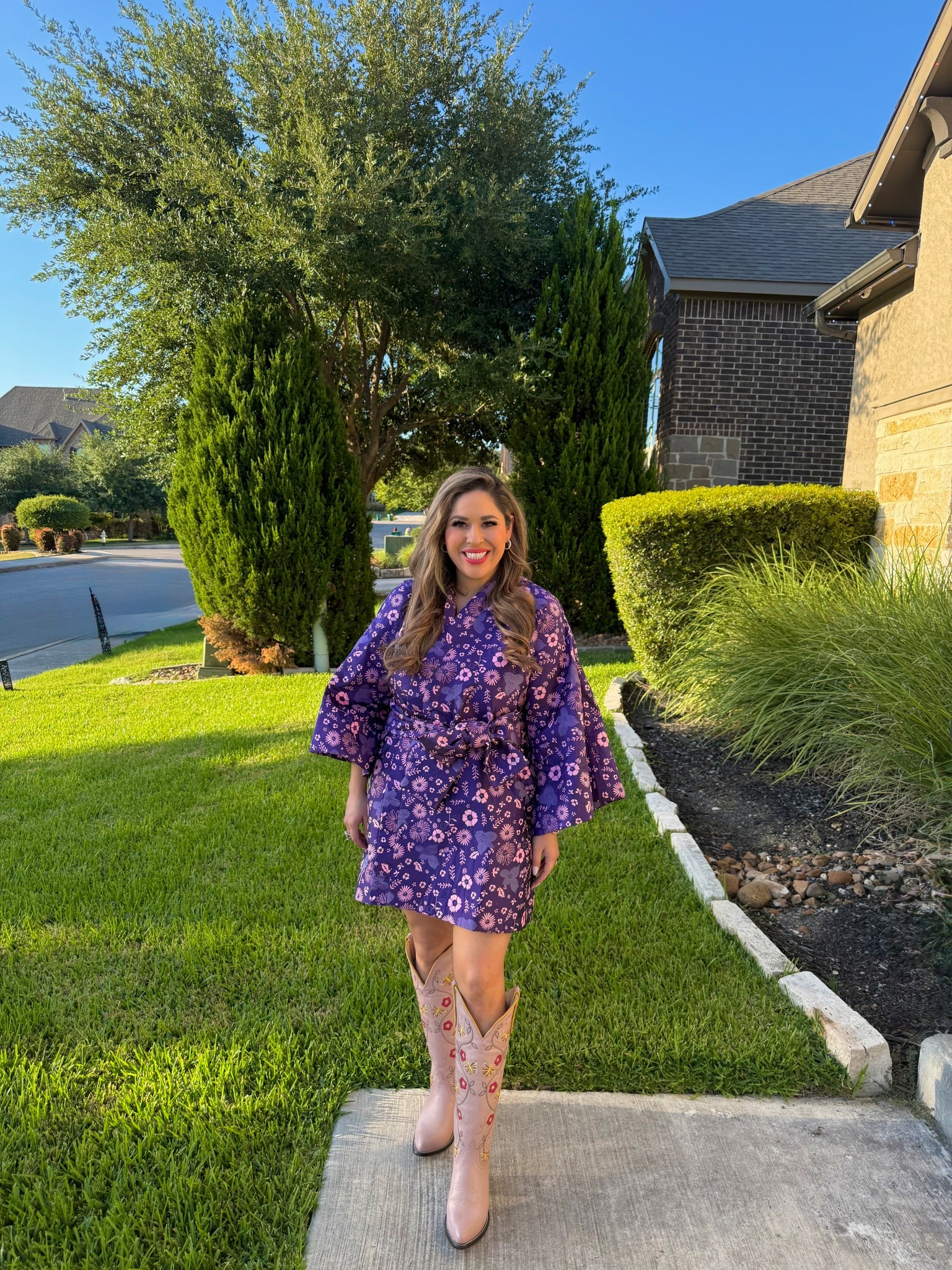 Swear by my Frauline Boots 💖💖 I’m 5’3 and I can wear the tall boots 🫶
Obsessed that I just added these to my collection 💖

#cowboyboots #boots #petitefashion #stylinbrunette #fraulineboots 

#LTKStyleTip #LTKPetite #LTKShoeCrush