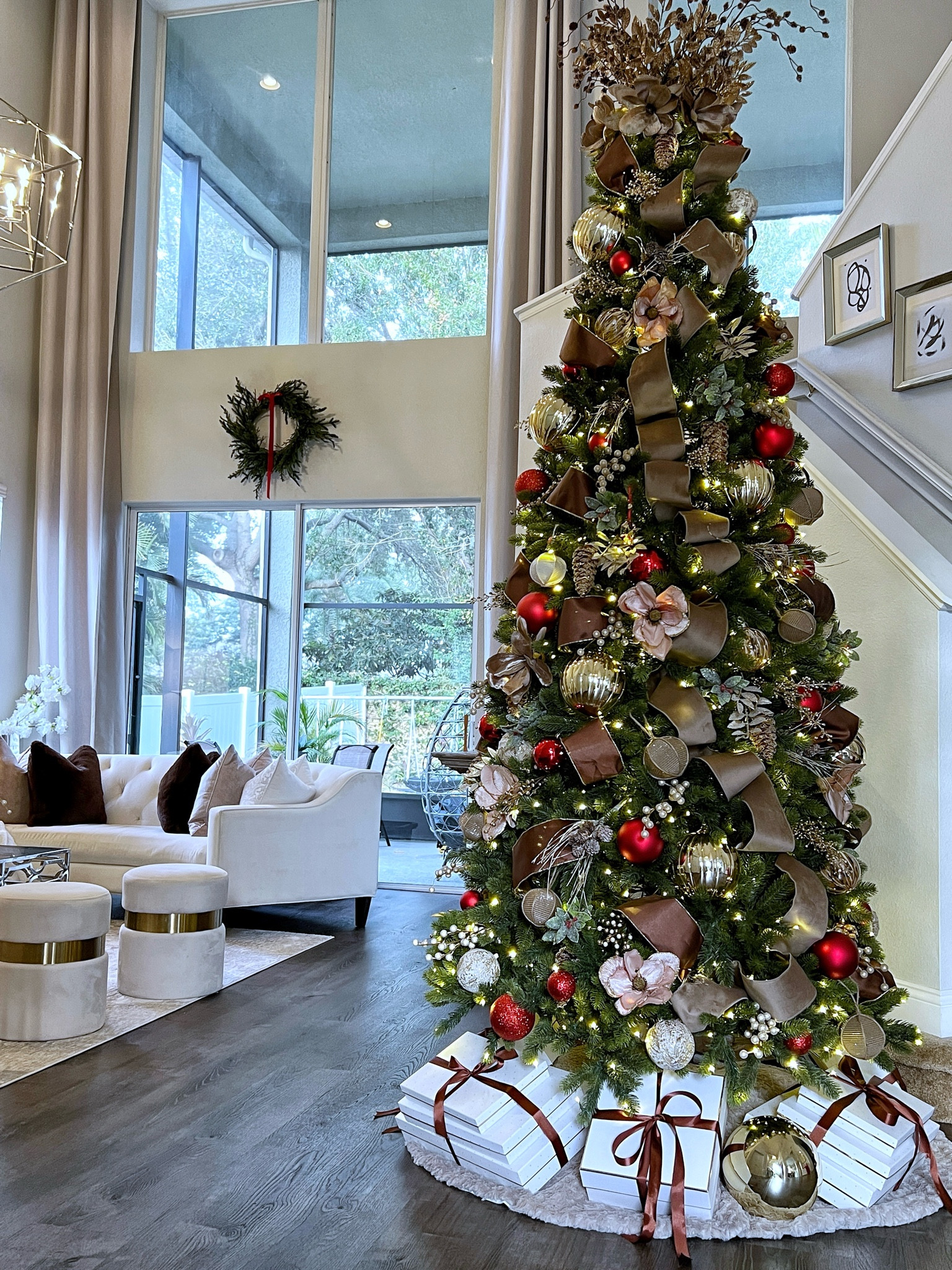 Christmas Decor. 

#LTKHoliday #LTKSeasonal #LTKHome