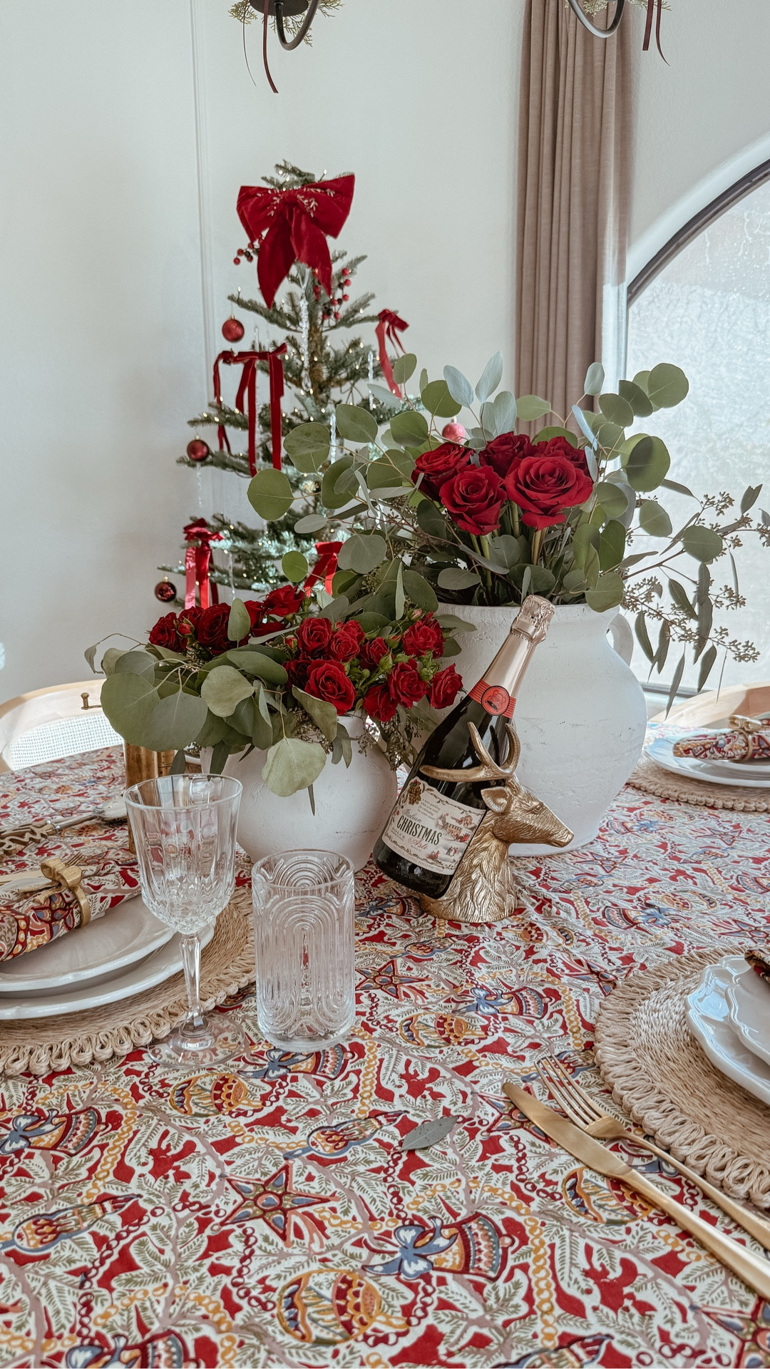 Holiday tablescape goals ✨
Obsessed with how this French linen tied everything together — warm, festive, and timeless.

#HolidayTablescape #FrenchLinen #TablescapeInspiration #HolidayHosting #HomeDecorLover #ChristmasTableDecor #FestiveSeason

#LTKHoliday #LTKSeasonal #LTKHome