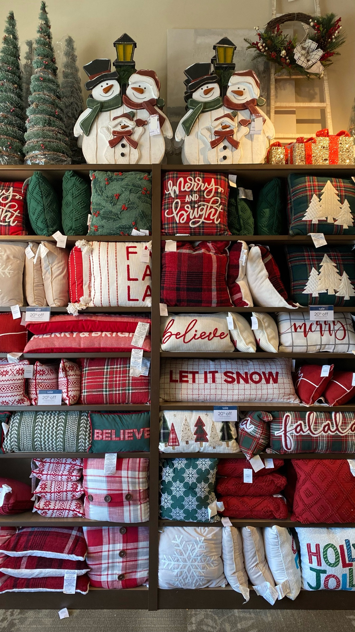 Christmas Home Decor 🎄 

#pillows #christmaspillows #christmas #christmasdecor #christmastree 
#ltkholiday #ltkgiftguide #giftsforher #giftsforhome#giftforthehostess #lastminutegifts #blackfriday #blackfridaydeals #cybermonday #cybermondaydeals #sale #christmashomedecor 

#LTKCyberWeek #LTKHoliday #LTKhome
