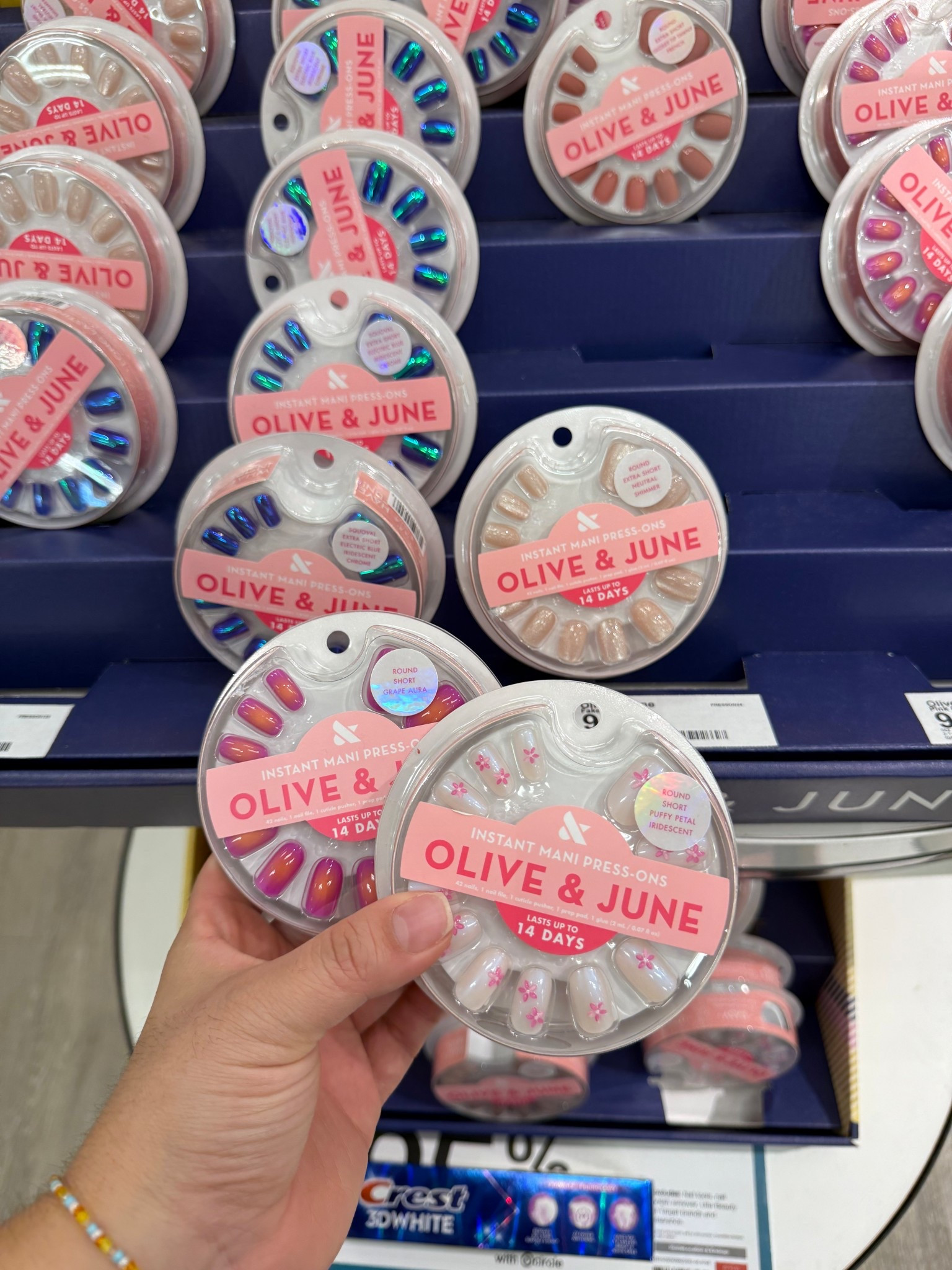 Press on nails Olive & June on sale right now 💅

#LTKStyleTip #LTKBeauty #LTKSaleAlert