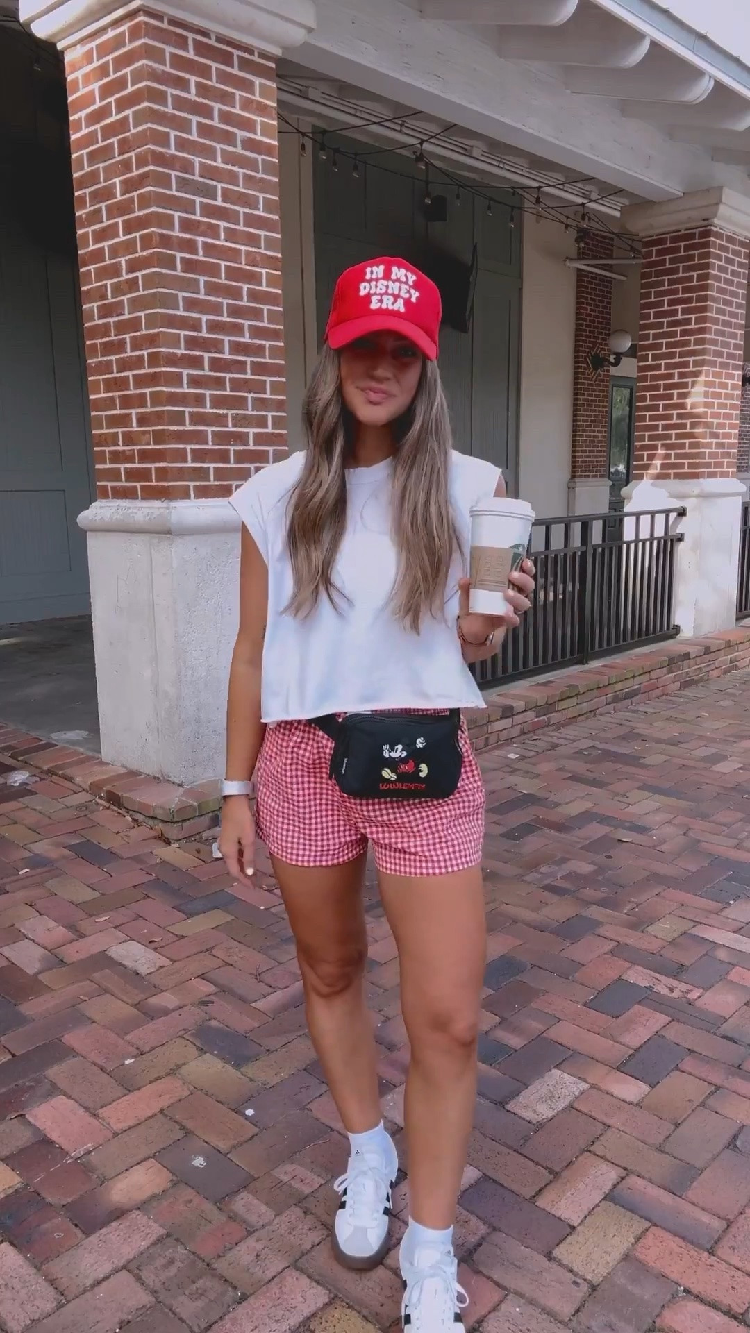 In honor of the 4th, resharing some of my fave Disney looks!!
