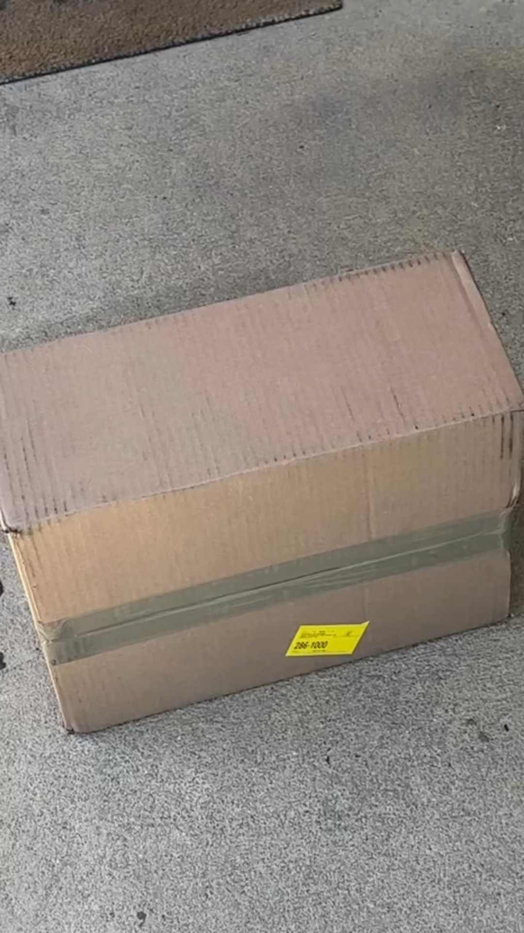 slow mondays + unboxing these air max 95s - my first pair and I’m definitely a fan!

Have yall copped any 95s?
•
•
•
#sneakers #unboxing #nike #airmax95 #lifestyle #shoesofinstagram

#LTKShoeCrush #LTKgrwm