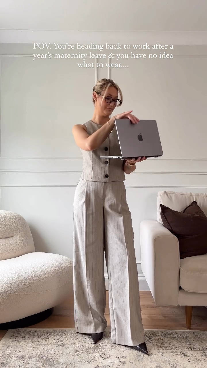 POV. You’re heading back to work after being on maternity leave for a year & you have no idea what to wear… look no further! Here’s some back to work look which are transitional as we finally head towards Spring 🤎🍃🌿 

Zara, workwear, spring outfits, tailoring 

#LTKworkwear #LTKstyletip #LTKuk