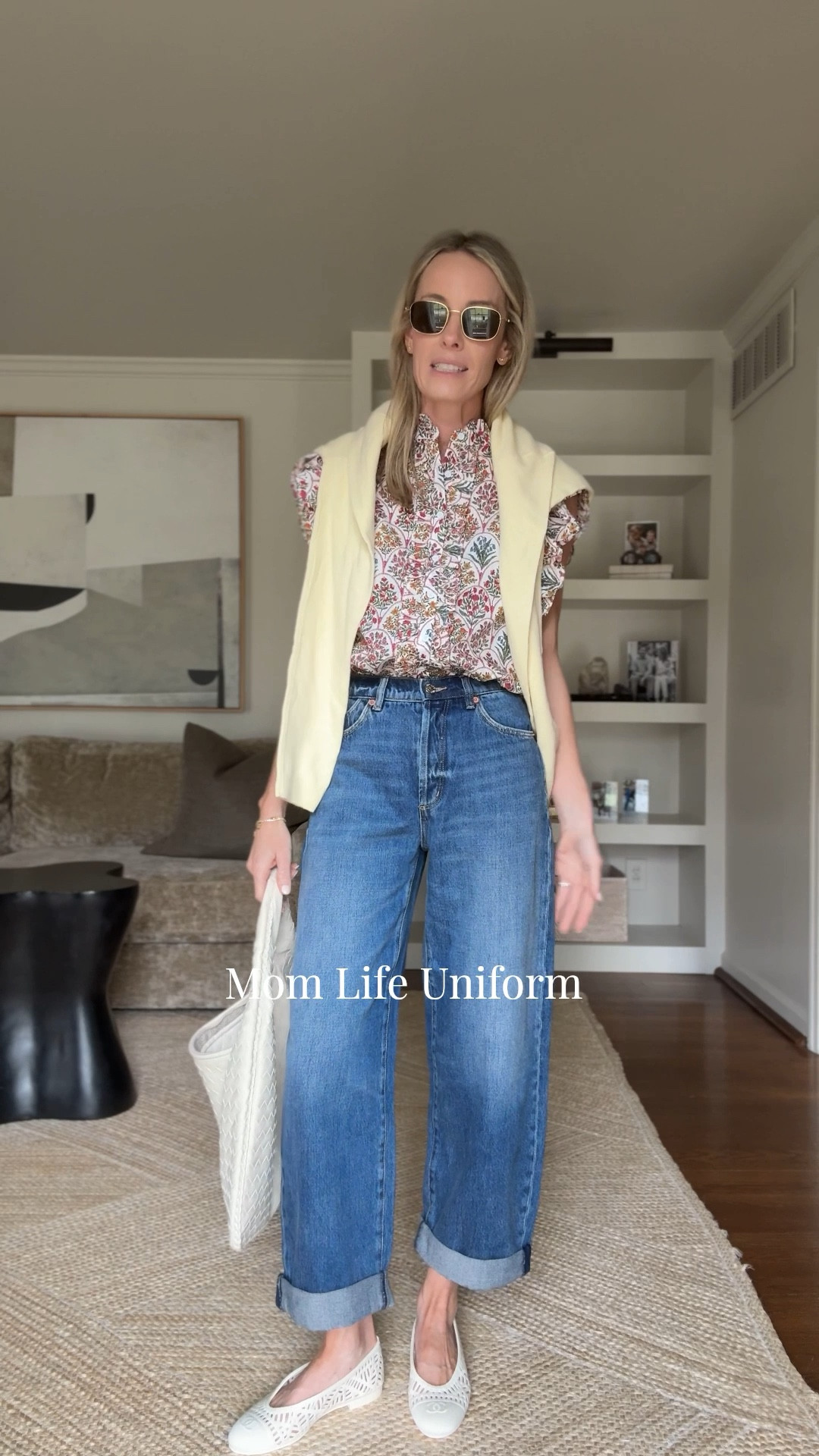 Small top / 26 jeans ….. such a good look to have! 