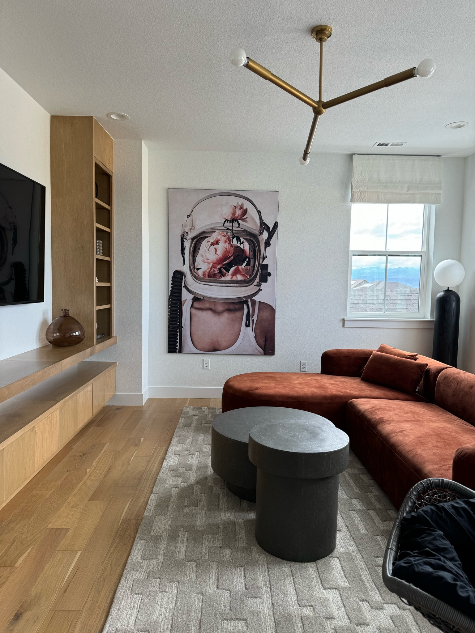 Update our loft and game area 🙌🏼

Home decor 
Living space 
Sofa 
Rug 
Coffee Table 
Furniture 

#LTKStyleTip #LTKSaleAlert #LTKHome