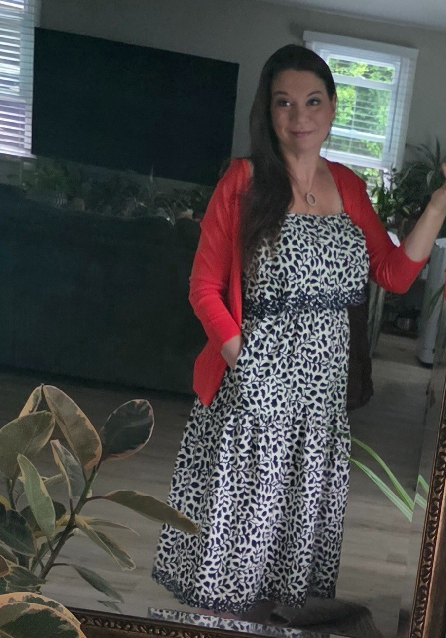 Okkkkkk Walmart I see 👀 You!! You're having a clothing moment! I went in on Sunday to grab afew items for a meeting at the hotel and while on the phone with Margaret was like how did I not know... and she was like I told you!! Lol 😬 😆 Welllllll I am here for it and I went a little crazy so here is dress one AND it has pockets!! YOU know we love a pocket!! 👏👏👏🙌🙌🔗👇#affiliate #walmartfinds #walmart

#LTKdayinmylife #LTKgrwm #LTKOver40