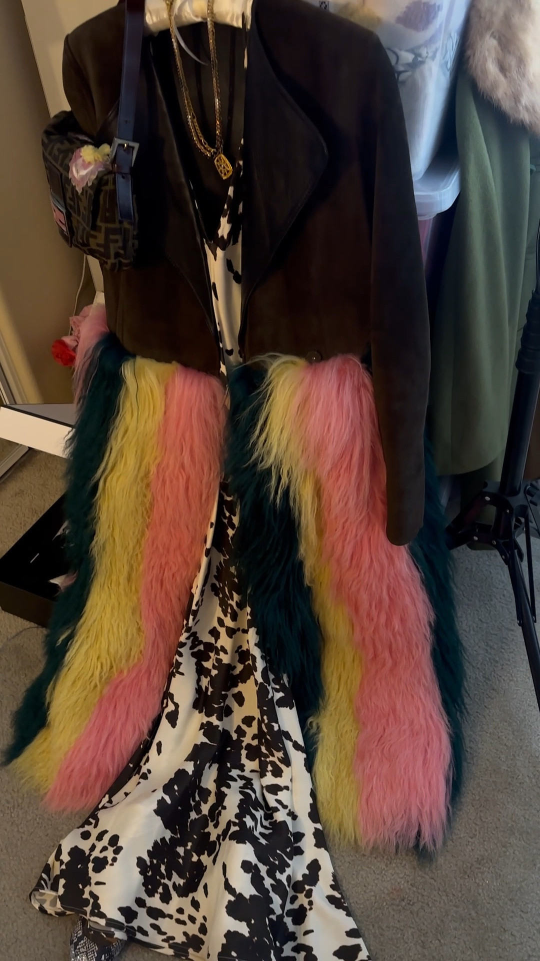 Holiday Party, holiday outfit, coat, coats for women, winter coats, fall coats, spring coats, designer fashion, designer sale, designer clothing sale, designer

#LTKHoliday #LTKootd #LTKGiftGuide