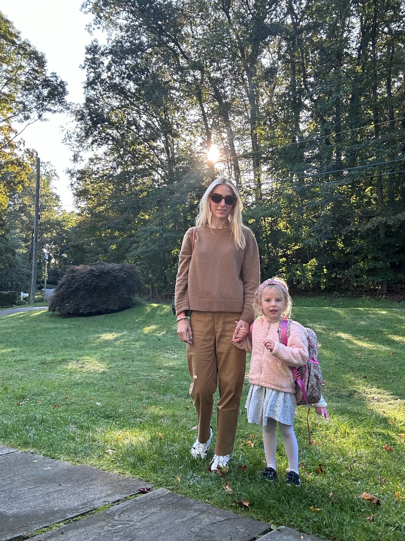 Khakis outfit, fall outfit, sweater

#LTKstyletip #LTKSeasonal