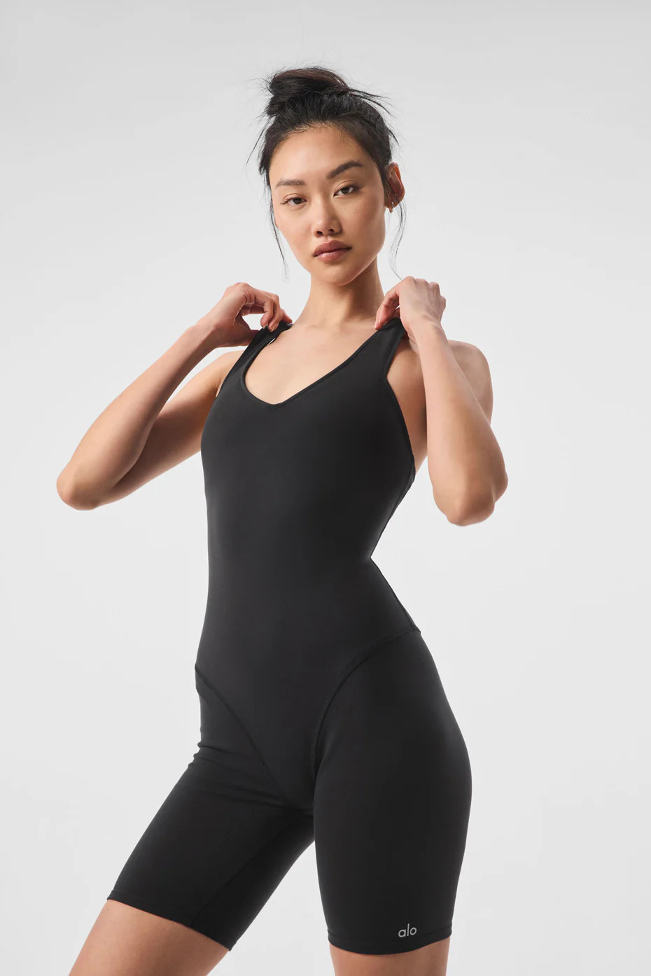 ALO | Airbrush Real Onesie Tank Top in Black, Size: Small | Alo Yoga (US)