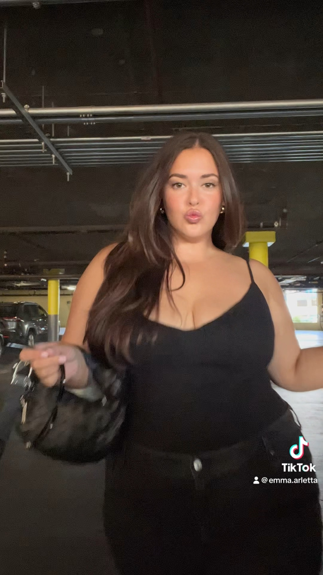 Plus size modeling agency meeting outfit! 

Jeans: in a 36 (I’m normally a 20) 
Bodysuit: 2X 

#LTKcurves #LTKstyletip #LTKSeasonal