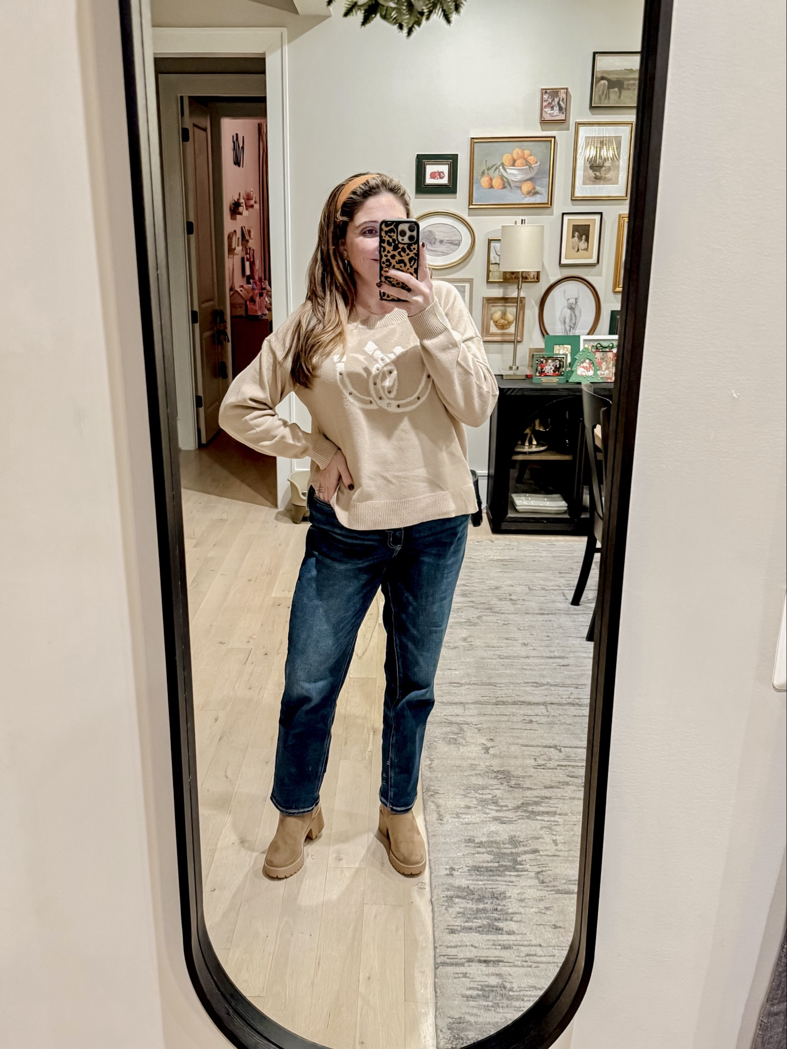 What I wore to family dinner at our club! Loving all the western vibes this season so when I saw this horseshoe sweater at Marshall’s I knew I needed it 😉 Paired it with a nice dark denim and the same Chelsea boots I wore the night before 
Sweater L / Jeans 12 / Boots tts 

#LTKSeasonal #LTKootd #LTKMidsize