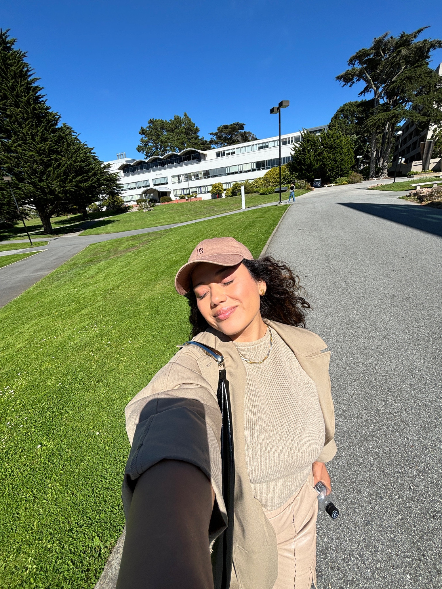 Latest skin care routine … so simple! I posted Clarins as my newest routine but I know it’s expensive! So I also tagged an affordable option I used for 6 months & LOVED the results. 

#LTKActive #LTKStyleTip #LTKBeauty