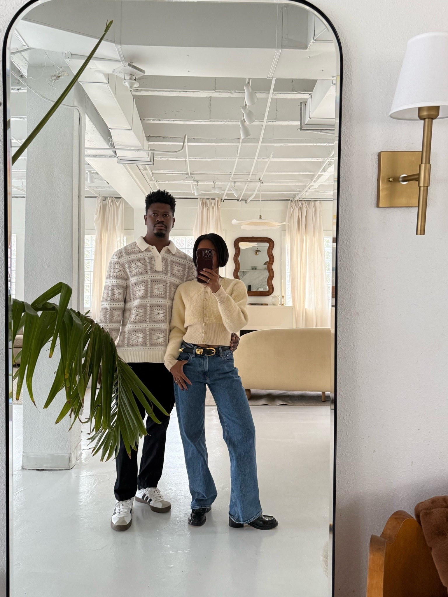 Abercrombie knit sweater shirt, blue jeans, and sneakers 

#LTKMens #LTKFallSale #LTKSeasonal