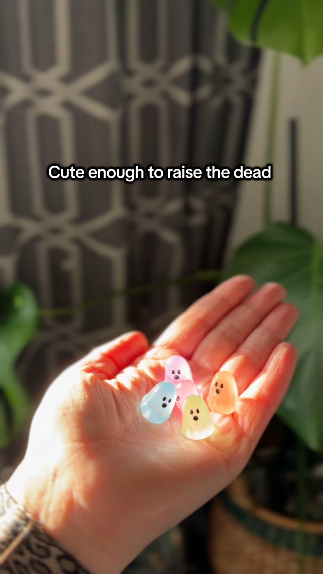 I told myself no more impulse buys… then these ghosts said “boo.” 👻
Zero regrets. 10/10 haunt buddies.

Hashtags:
#SpookySeasonFinds #GhostTok #TinyThings #ghosts #resin #resinfigures #sprouts #ravesprouts

#LTKStyleTip #LTKSeasonal #LTKSaleAlert