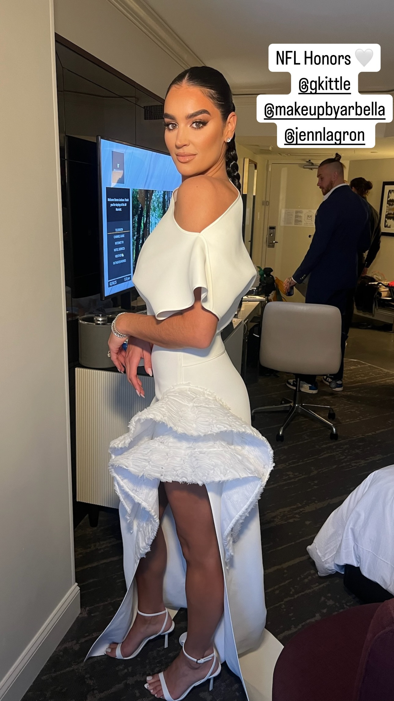 NFL Honors 🤍 

 

#LTKParties #LTKStyleTip