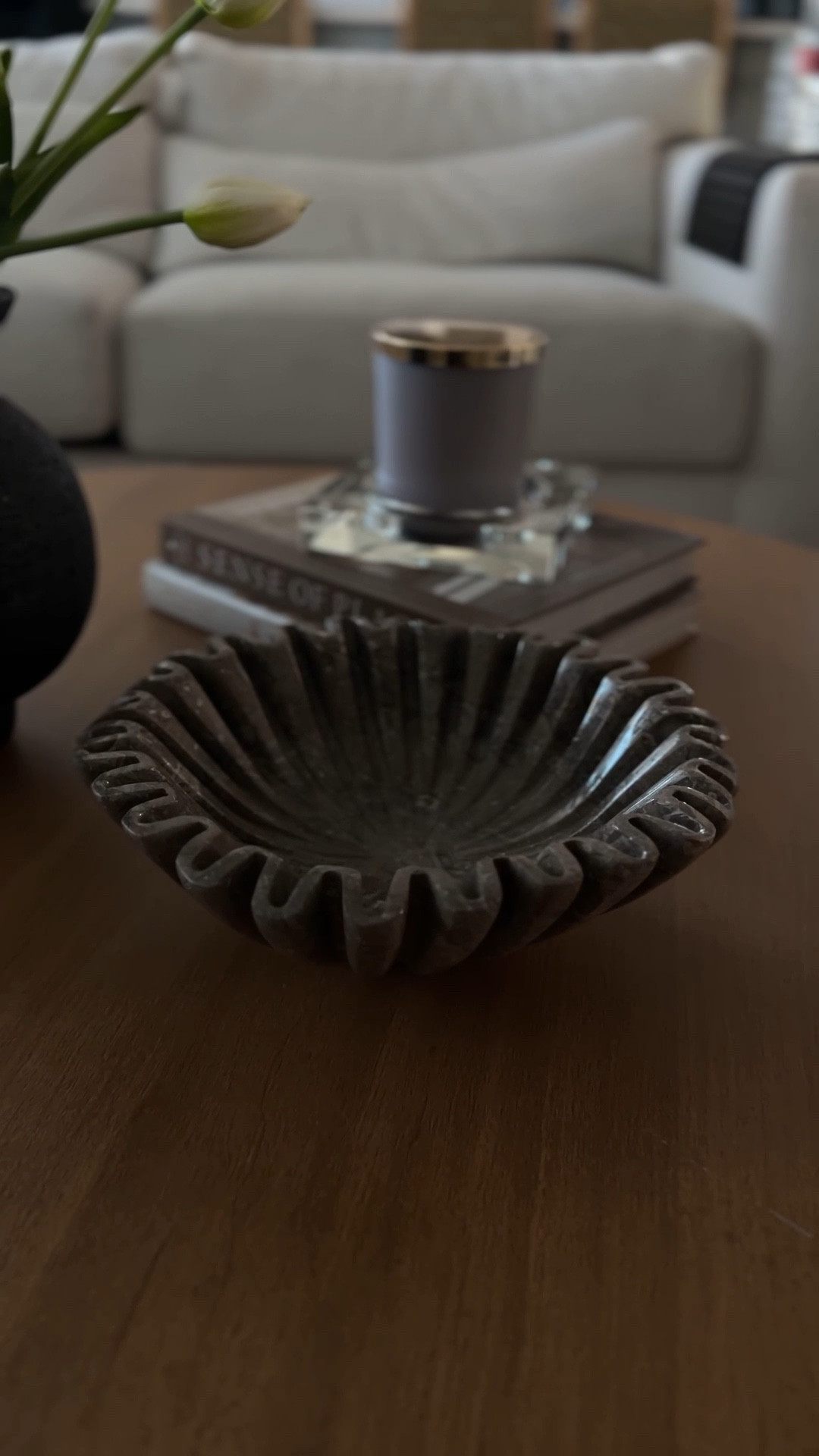 This bowl! Would you guess it’s Amazon! I love the dark moody gray and the kind of oblong shape! These fluted ruffle bowls have been on trend for the last few years and I don’t see them going anywhere! I LOVE this one and the quality is amazing! It’s even got padding on the bottom to protect your furniture. Also I know it’s hard to tell in the video but these faux tulips are 👌🏼👌🏼 people as me all the time if they’re real!

#LTKHome #LTKValentine #LTKdayinmylife