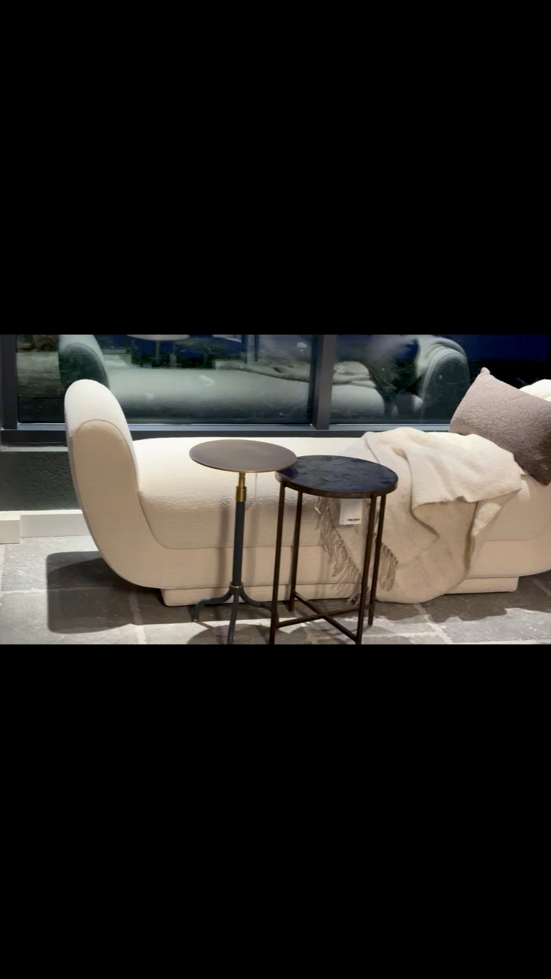 The perfect spot for an afternoon nap. ✨
Loving this silhouette inspired by an Italian gondola—soft curves, sculptural frame, and timeless comfort.
Now 30% off purchases of $2,000 or more.


#AfternoonNap #DesignInspiration #CurvedSilhouette #ItalianInspired #StatementSeating #HomeRefresh #LivingRoomStyle #ThrowPillow #SideTable #CozyCorners

#LTKHoliday