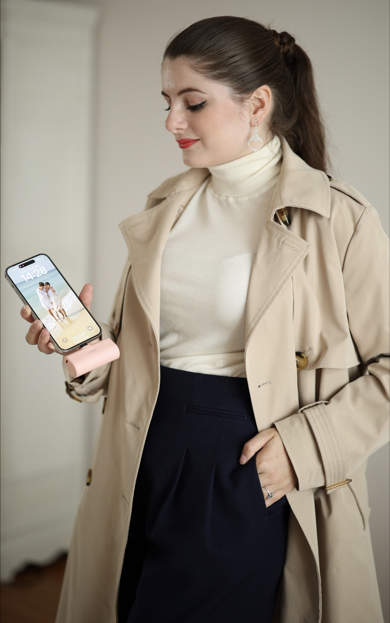 It's the must-have external battery—very compact and charges the device quickly

#LTKSeasonal #LTKstyletip #LTKhome