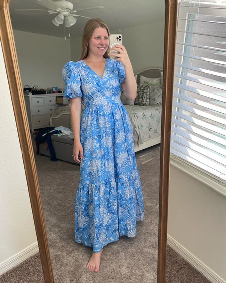 Lilly Pulitzer Ezralyn Dress. Blue floral puff sleeve maxi dress  