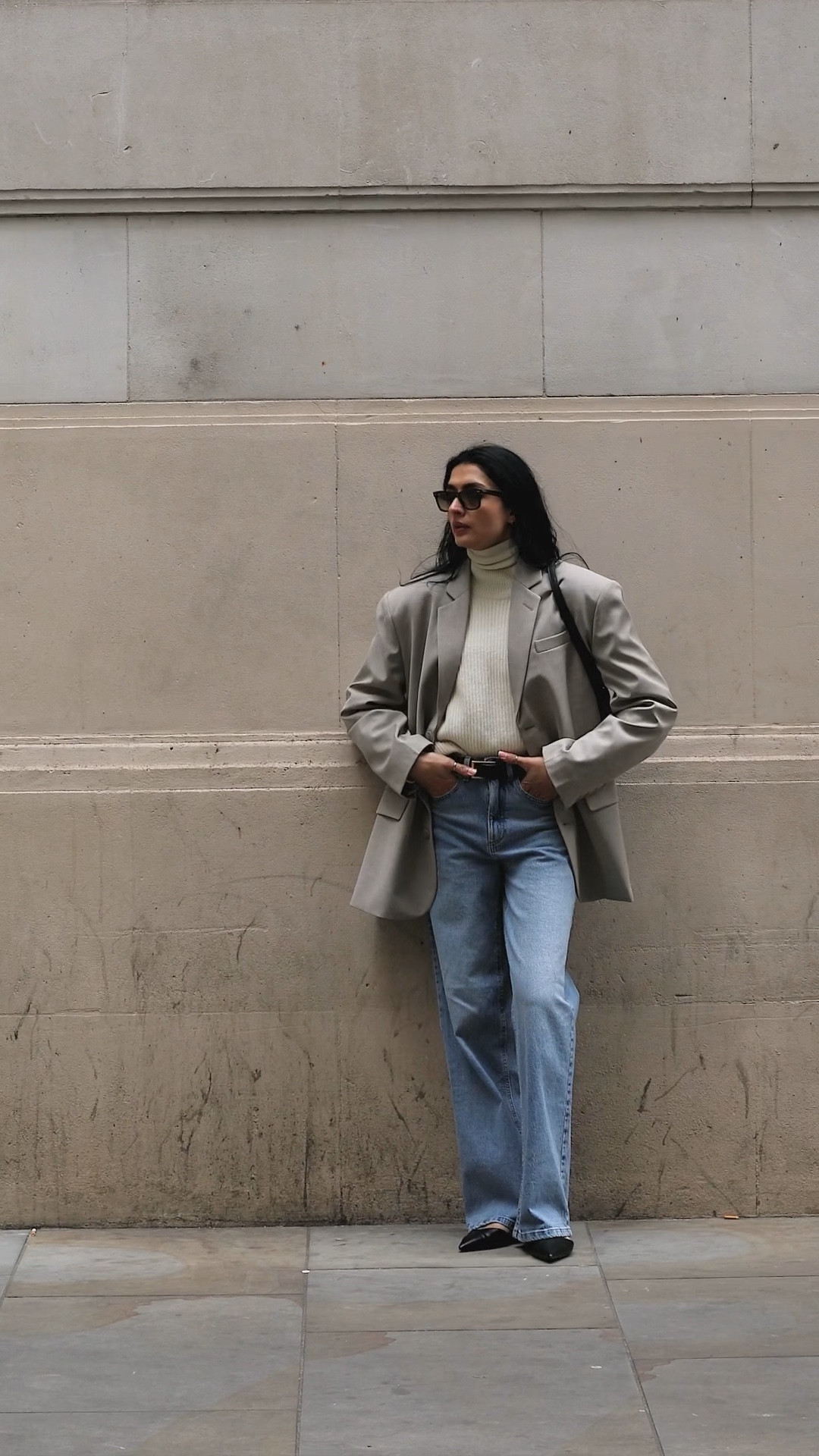 The Frankie Shop blazer that just won’t come off me! Such a good oversized blazer that elevates every outfit!

#LTKunder100 #LTKeurope #LTKstyletip