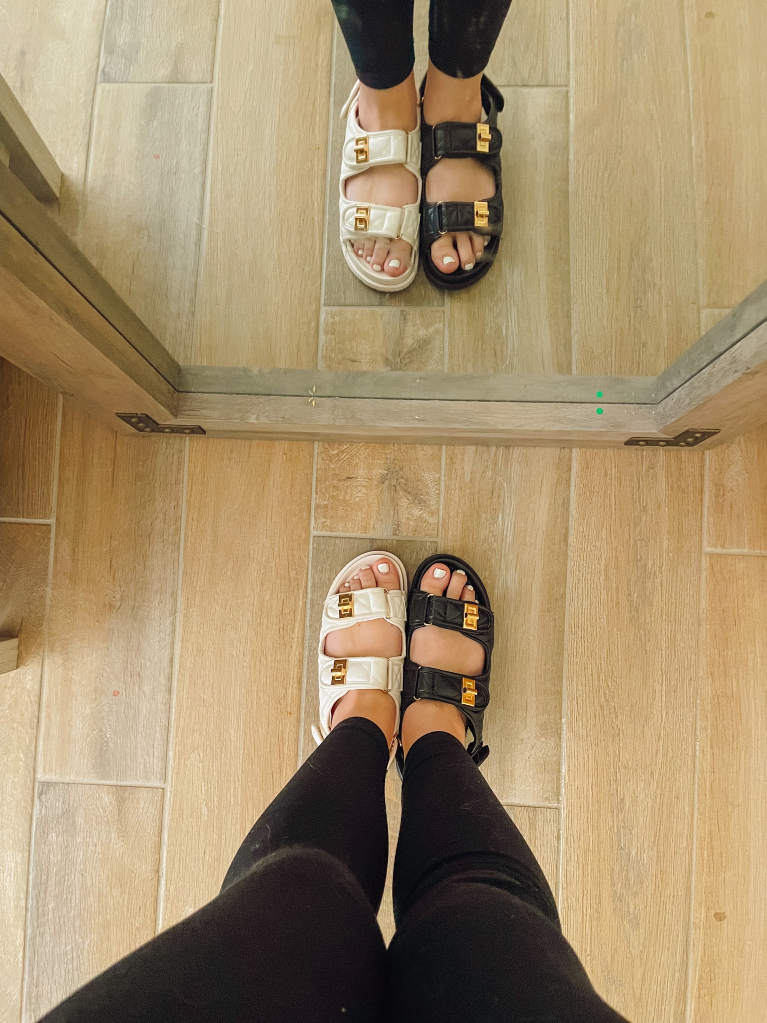 Which color would you want to wear this summer? 🤍🖤 


#ThePost #Postie #ShesAPostie #QuiltedLeather #TrendyShoes #SummerFashion #VacationShoes

#LTKstyletip #LTKunder50 #LTKshoecrush