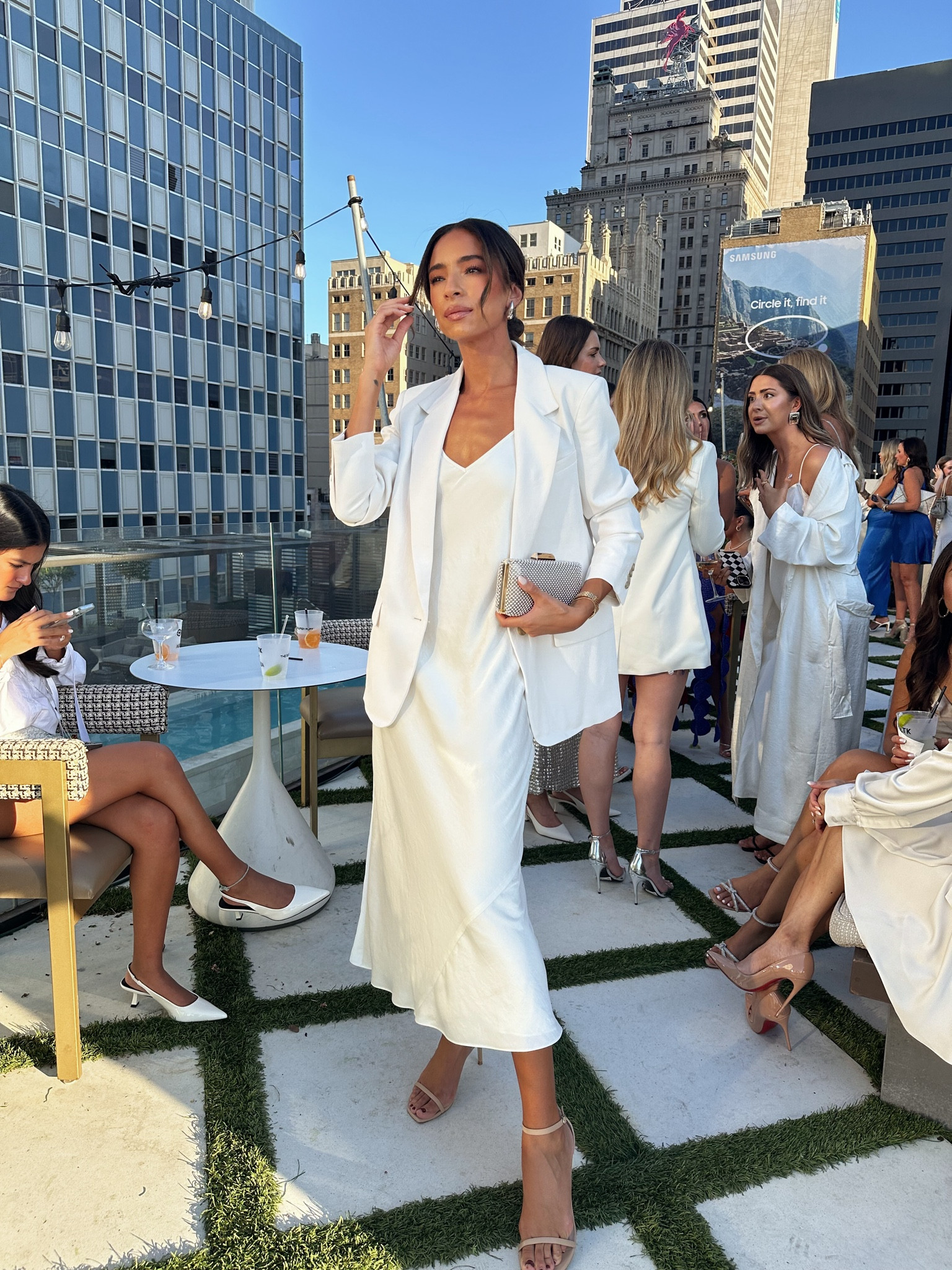 Event outfit // Wearing size small satin maxi dress and size 2 blazer 


Fall outfit 
Fall fashion 
White outfit 
Blazer outfit 

#LTKWorkwear #LTKCon #LTKStyleTip