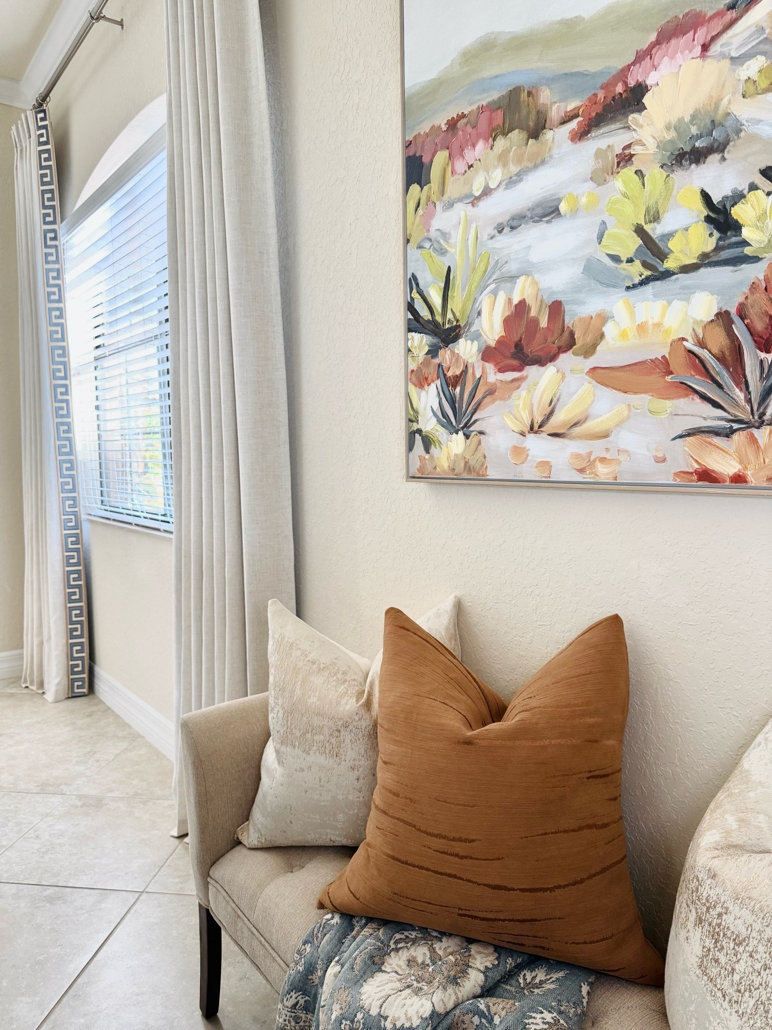 Create a cozy nook in your home with these beautiful & affordable throw pillow covers from Amazon!

Home Decor | Decorative Pillow Covers | Amazon Home

#LTKHome #LTKSeasonal