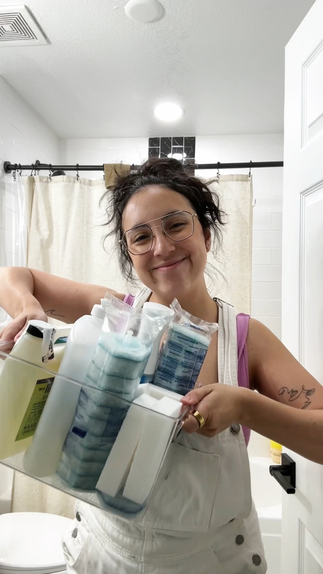 Deep clean my bathroom 🧼 linking cleaning suppliess


#LTKHome