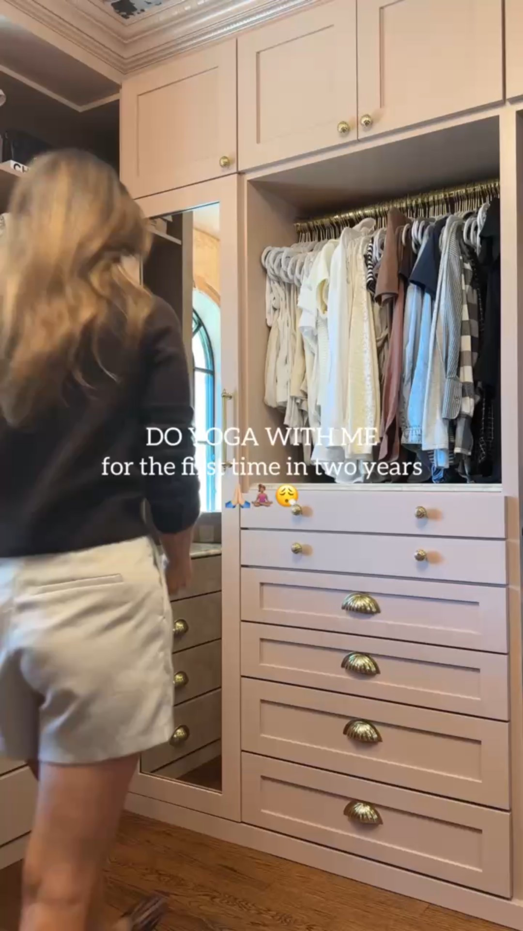 A new workout set calls for some movement & I decided to do some yoga 🙌🏼 

Vuori set is a size small


#LTKActive #LTKStyleTip