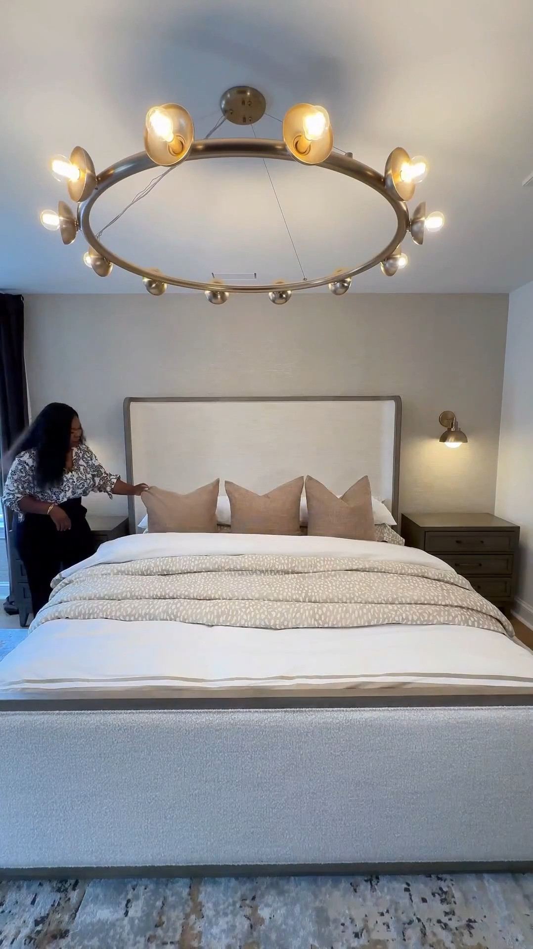 Luxe bedroom transformation you have to see to believe 🤩

#LTKHome #LTKSaleAlert