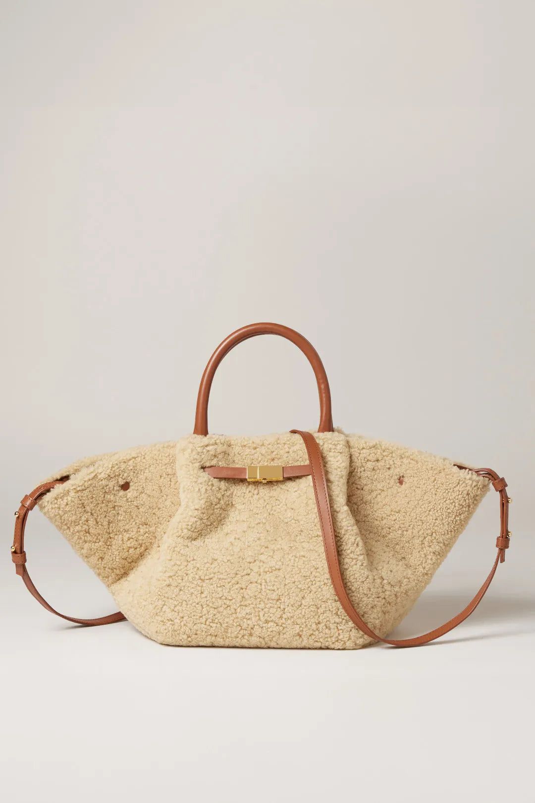 The Midi New York - Tan Shearling | Bette's