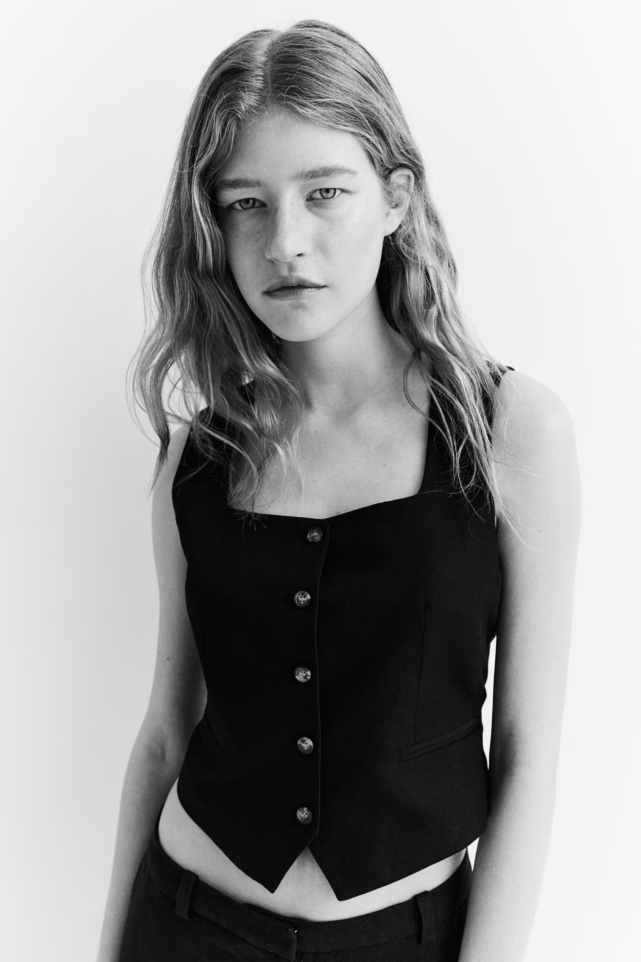 Linen-blend suit waistcoat - Square neckline - Cropped - Black - Ladies | H&M GB | H&M (UK, MY, IN, SG, PH, TW, HK)