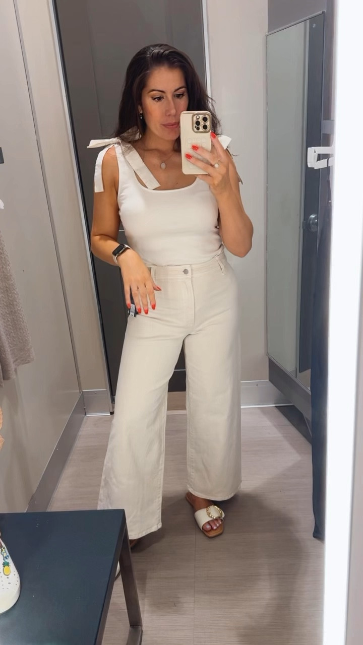 New Target best sellers!! Great fall outfit ideas and teacher outfits.  

Sailor wide leg, Target sailor jeans, sailor jeans

#LTKBacktoSchool #LTKStyleTip #LTKSeasonal