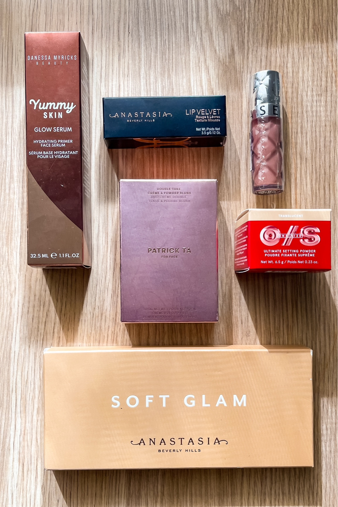 Sephora VIB Sale - Makeup. I’ve been needing a new eyeshadow palette and the ABH Soft Glam just spoke to me, swatches were buttery soft and PIGMENTED! Can’t wait to do a look, also obsessed with the One Size setting powder in translucent. 

#LTKbeauty #LTKGiftGuide #LTKxSephora