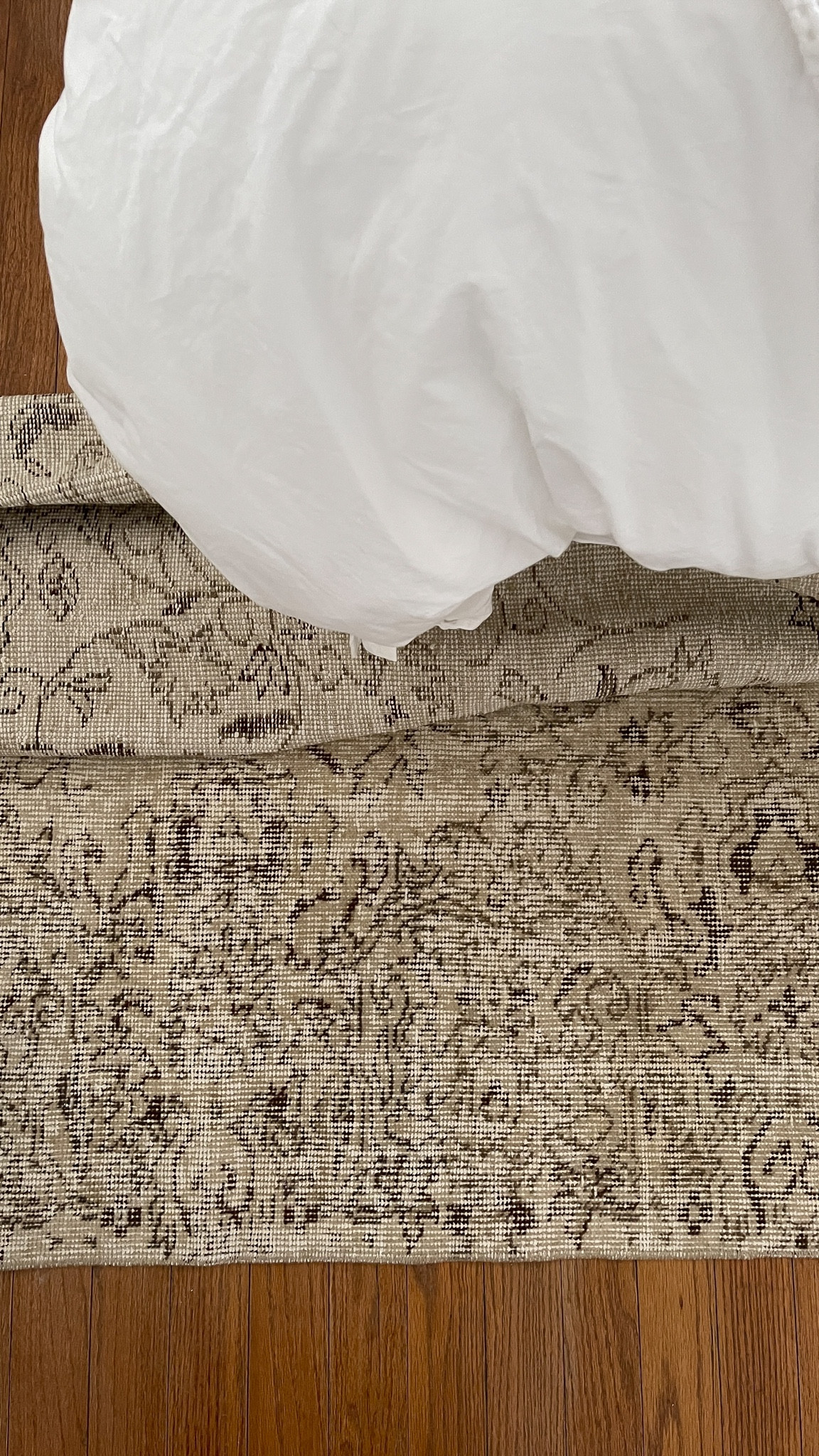 Vintage rugs for the bedroom 🤌🏼 this one is one-of-a-kind but sharing where we purchased 〰️ lots of affordable options.  

#LTKhome #LTKsalealert