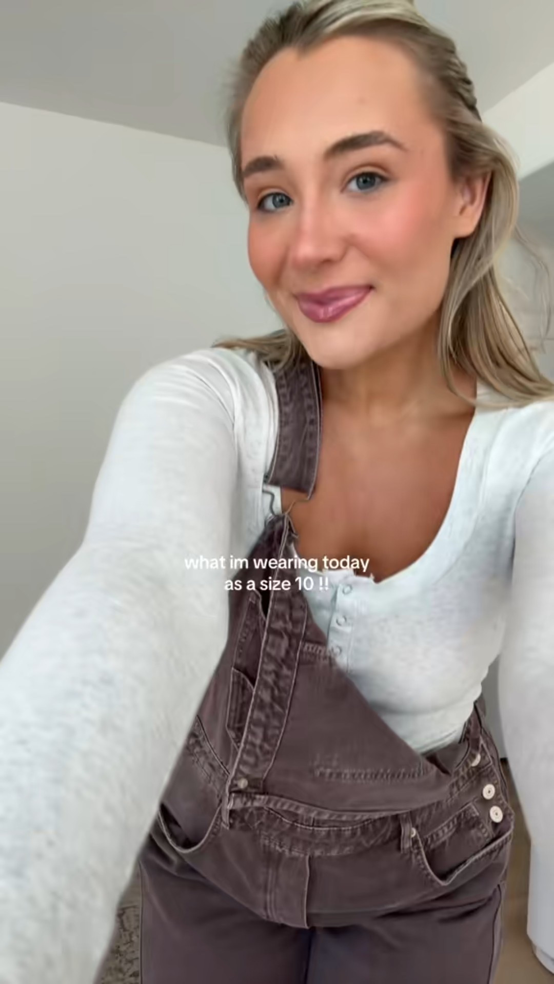 wearing a size medium in both! shoes are TTS :) 

#LTKTall #LTKootd #LTKMidsize