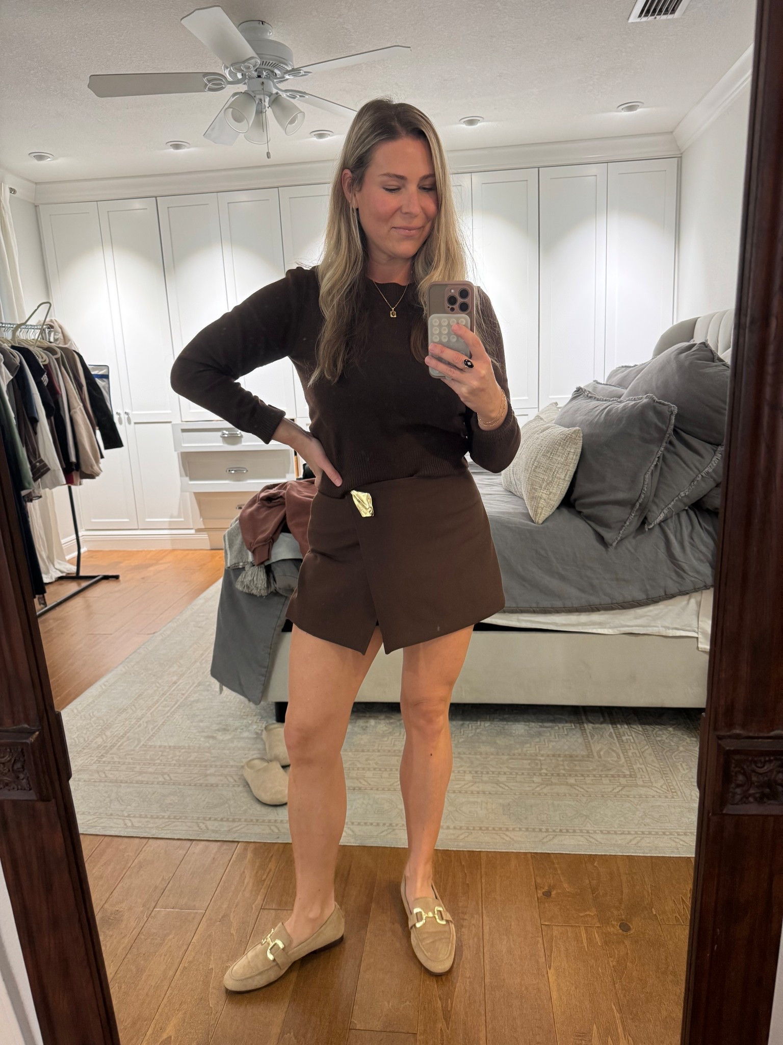 All brown look! 
Medium skirt
Medium sweater 
Loafers: tts

#LTKSaleAlert #LTKHoliday #LTKCyberWeek