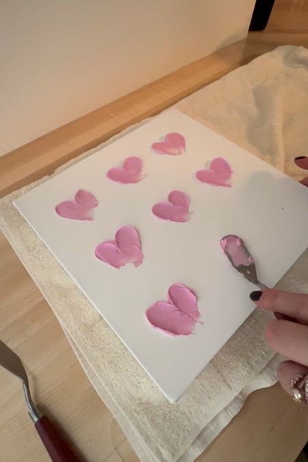 Everything you need to make this heart textured art!

#LTKhome #LTKSeasonal #LTKparties