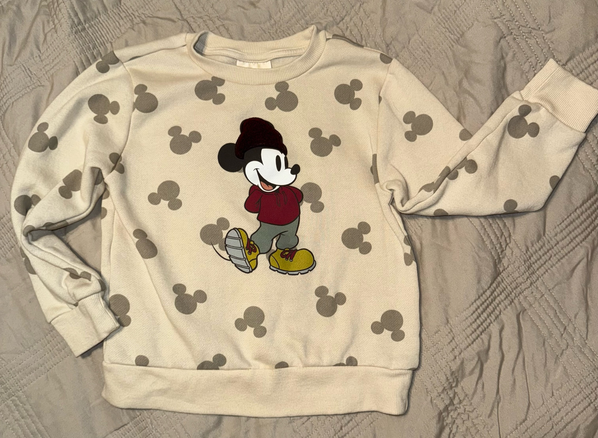 Toddler mickey sweatshirt from Target- under $15!

#LTKBaby #LTKFamily #LTKKids