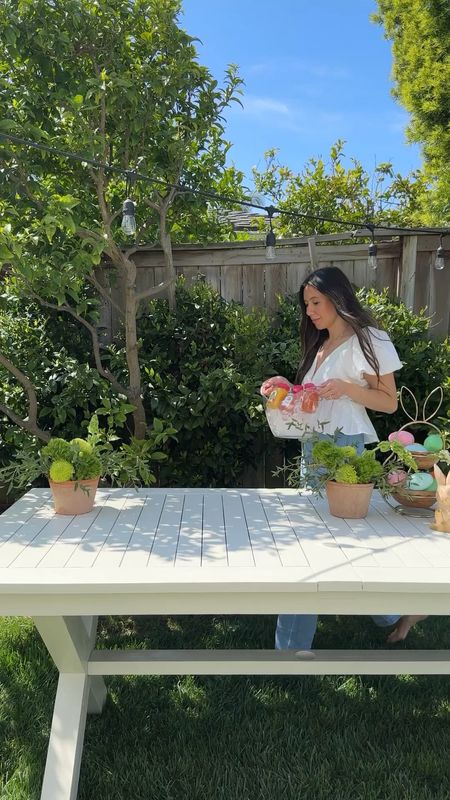 Setting up a drink station for the perfect Easter egg hunt! A fun idea to celebrate with friends, neighbors and family! 

#LTKparties #LTKVideo #LTKhome