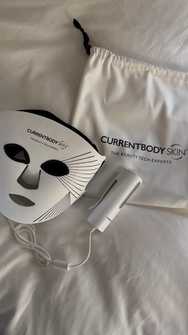 giving my skin some love with the @currentbody Series 2 LED Face Mask 🫧
Use code: ELYSSA10 for 10% off your order 🤍

#LTKBeauty #LTKSaleAlert #LTKGiftGuide